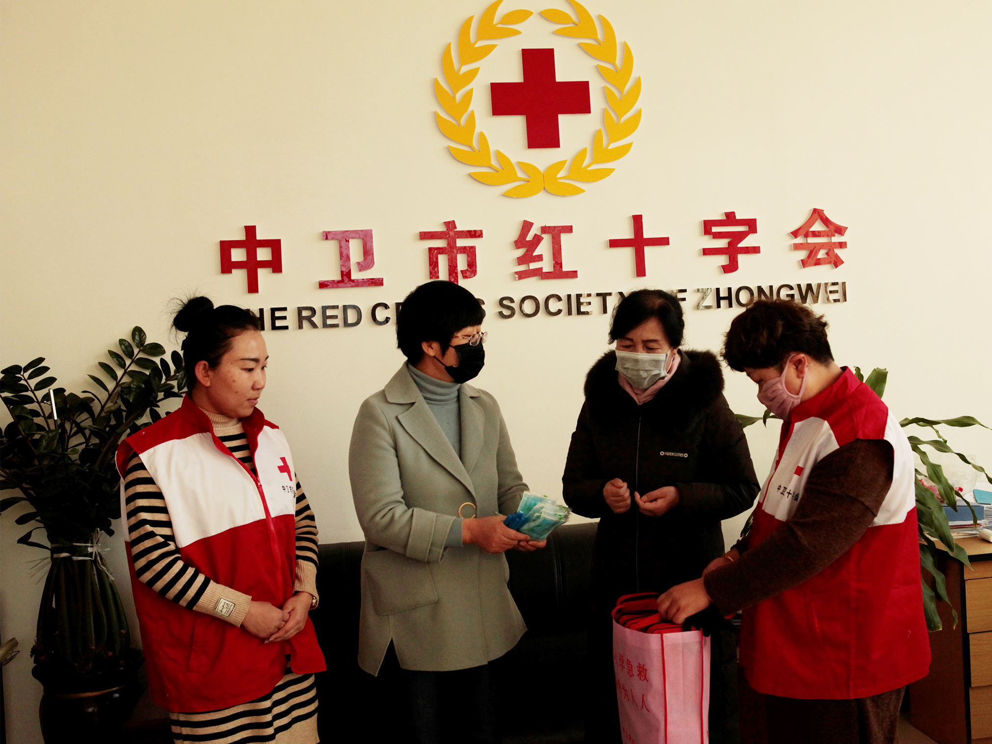 抗擊疫情人人有責(zé)，早康枸杞為奮戰(zhàn)一線的英雄加油助力！